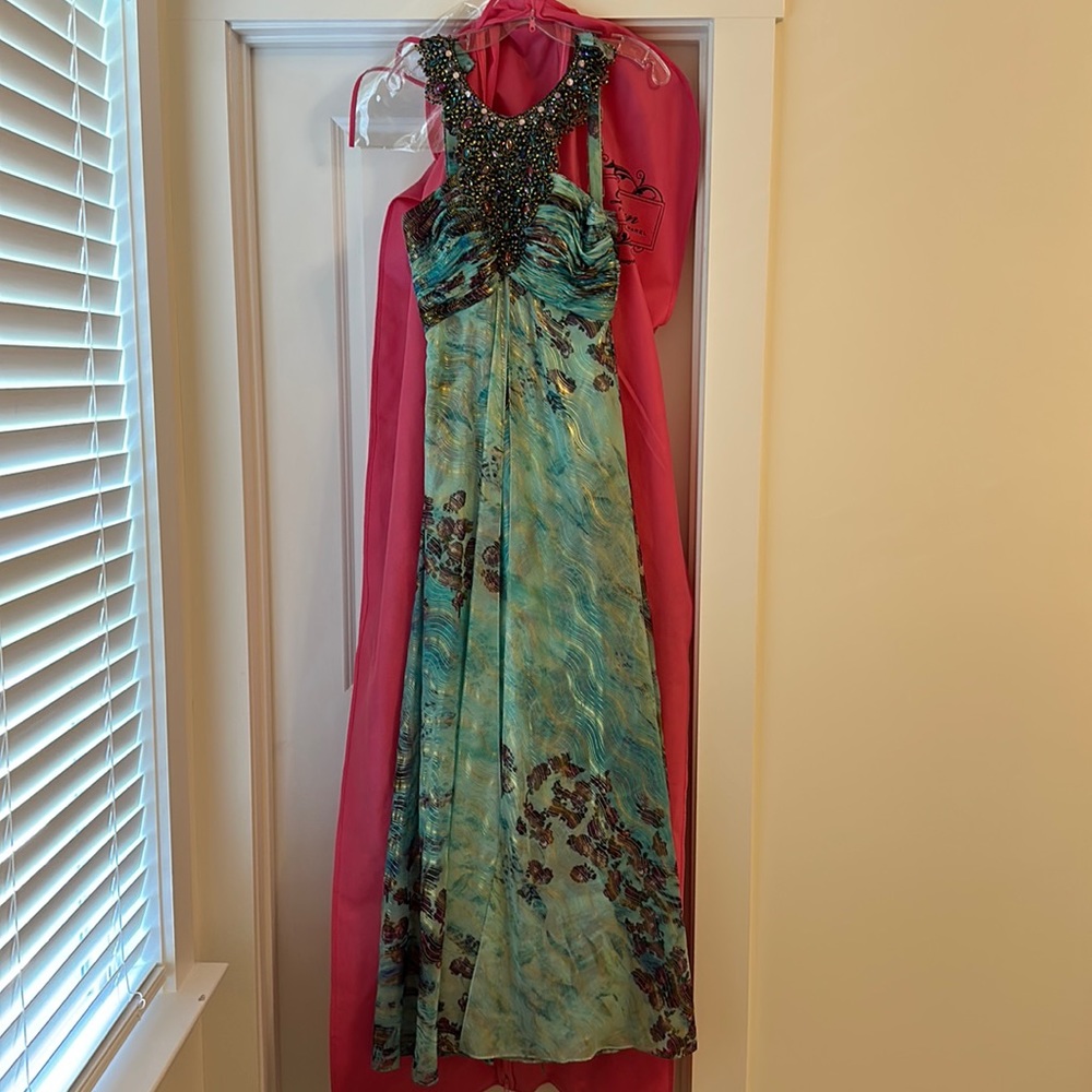 Jovani Size 2 Prom/Formal Dress